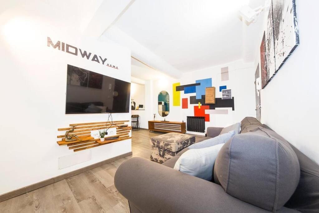 Midway Home, Nel Centro Storico Di Genova Esterno foto